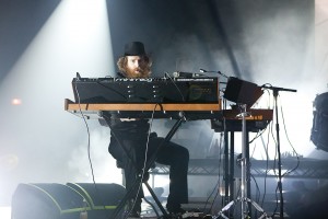 miikesnowapollo7 A nine-foot modular complex of keyboards and synthesisers emblazoned with Miike Snow’s signature jackalope.