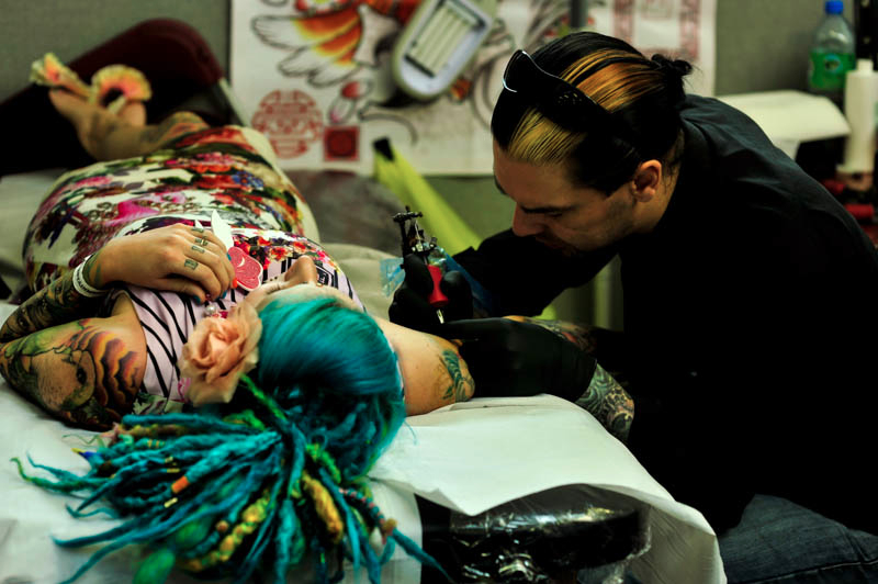 Tattoo convention draws inked bodies as living art | The 