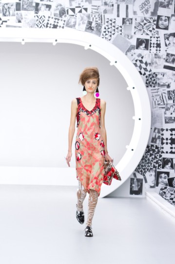 Louise Gray Catwalk for the Summer Season Collections 2013 at London Fashion Week