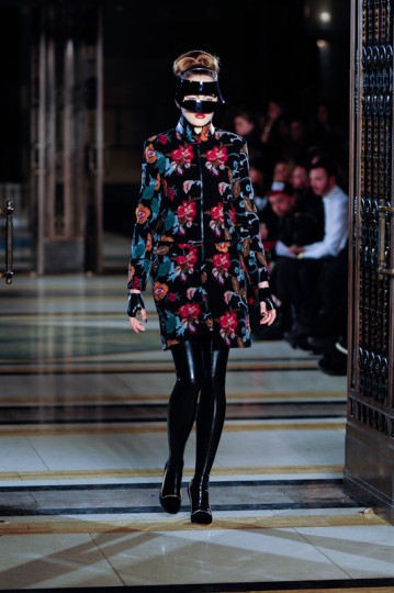 LFW AW13 Ashley Isham - KrisztianPinter-TheUpcoming - 19