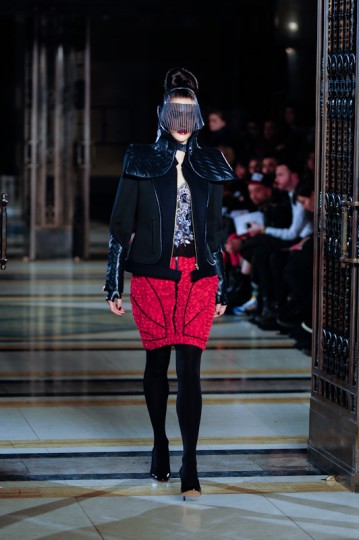 LFW AW13 Ashley Isham - KrisztianPinter-TheUpcoming - 23