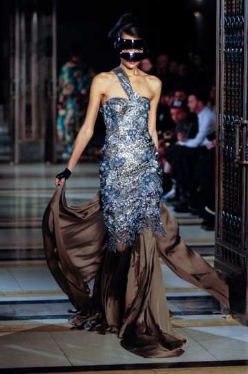 LFW AW13 Ashley Isham - KrisztianPinter-TheUpcoming - 25