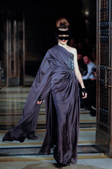 LFW AW13 Ashley Isham - KrisztianPinter-TheUpcoming - 27