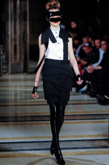 LFW AW13 Ashley Isham - KrisztianPinter-TheUpcoming - 5