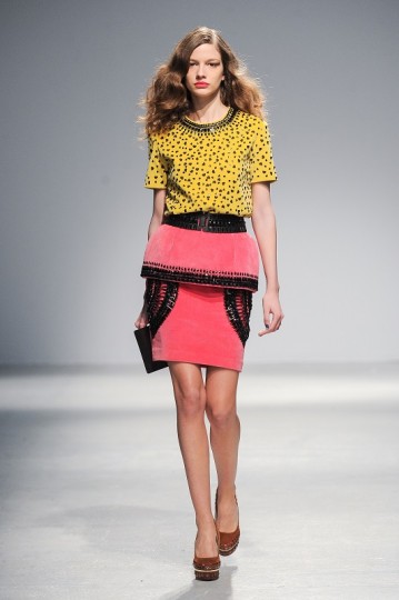 Pixelformula Manish Arora Womenswear Winter 2013 - 2014 Paris