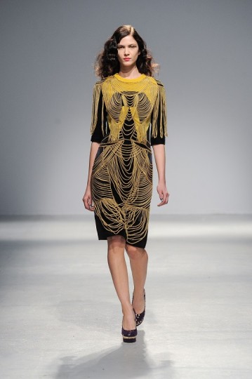 Pixelformula Manish Arora Womenswear Winter 2013 - 2014 Paris
