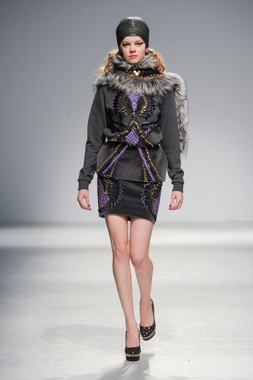 Pixelformula Manish Arora Womenswear Winter 2013 - 2014 Paris