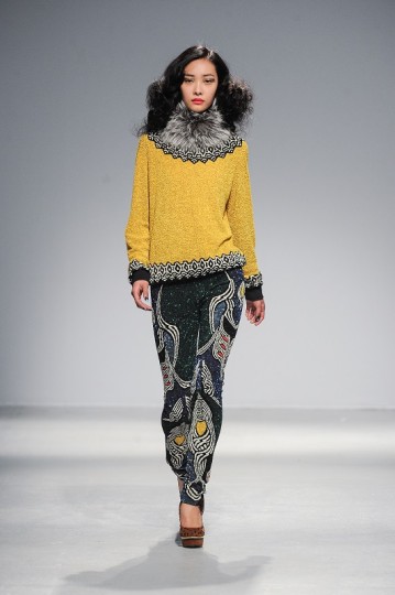 Pixelformula Manish Arora Womenswear Winter 2013 - 2014 Paris