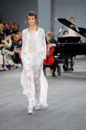 LFW SS14 Erdem - KrisztianPinter - TheUpcoming-20