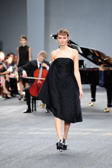 LFW SS14 Erdem - KrisztianPinter - TheUpcoming-3