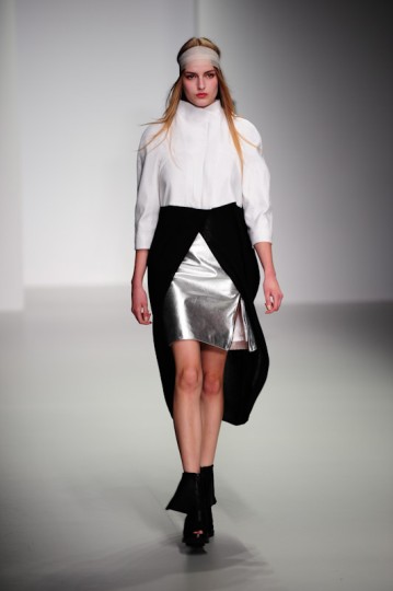 LFW SS14 Haizhen Wang - KrisztianPinter - TheUpcoming-27