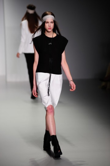 LFW SS14 Haizhen Wang - KrisztianPinter - TheUpcoming-3