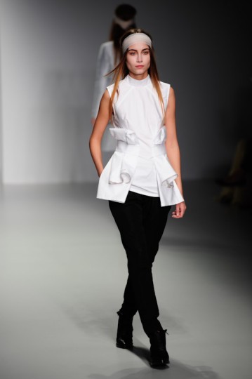 LFW SS14 Haizhen Wang - KrisztianPinter - TheUpcoming-5