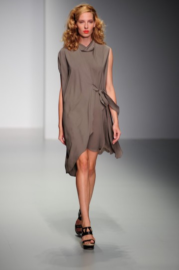 LFW SS14 Maria Gashvogel - KrisztianPinter - TheUpcoming-19