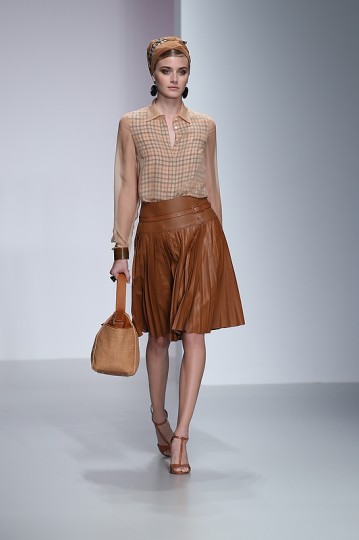 London Fashion Week SS14 - Daks Catwalk