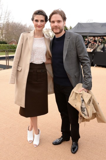 Burberry Womenswear Autumn/Winter 2014 - Arrivals