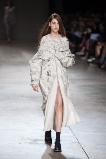 LFW AW14 Fashion East 2-3 - KrisztianPinter - TheUpcoming-1