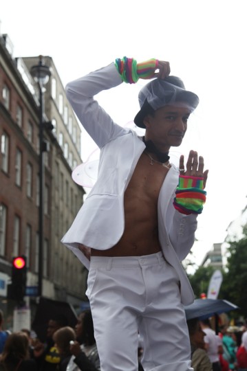 GAY PRIDE - ROSIE YANG - THE UPCOMING (4)