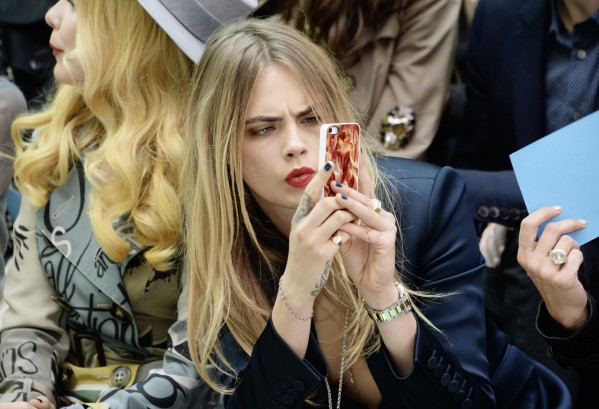 Burberry Womenswear SS15 - Front Row & Show