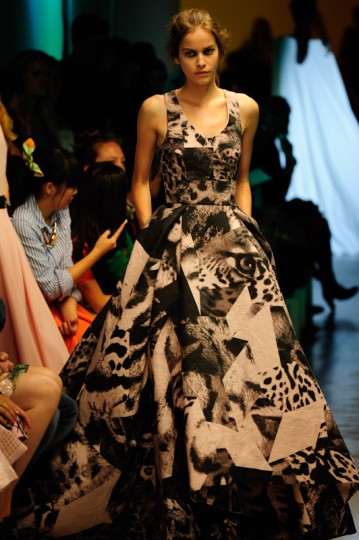 LFW SS15 - Giles - KrisztianPinter - TheUpcoming-17