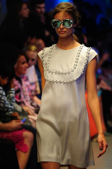 LFW SS15 - Giles - KrisztianPinter - TheUpcoming-32