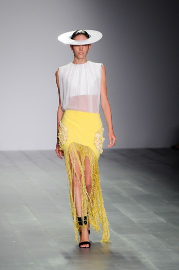 LFW SS15 - H by Hakaan Yildirim - KrisztianPinter - TheUpcoming-13