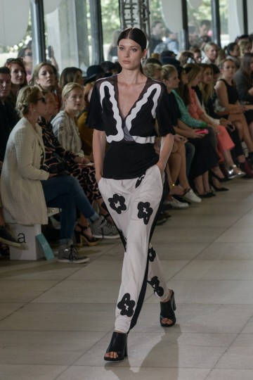 LFW SS15 - Issa London - Krish Nagari - The Upcoming -35