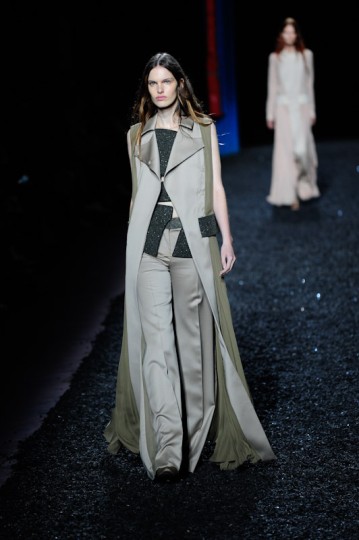 LFW SS15 - Mary Katrantzou - KrisztianPinter - TheUpcoming-3