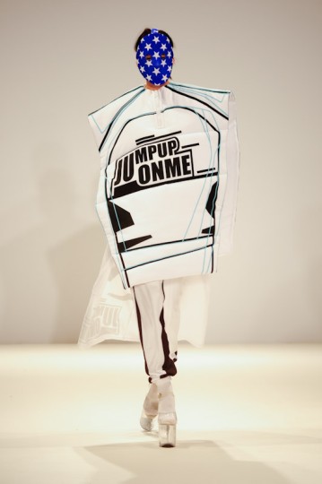 LFW SS15 - Swedish School Of Textiles - KrisztianPinter - TheUpcoming-48