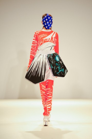 LFW SS15 - Swedish School Of Textiles - KrisztianPinter - TheUpcoming-50