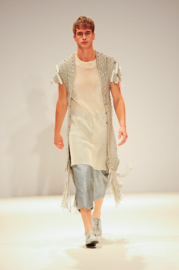 LFW SS15 - Swedish School Of Textiles - KrisztianPinter - TheUpcoming-64