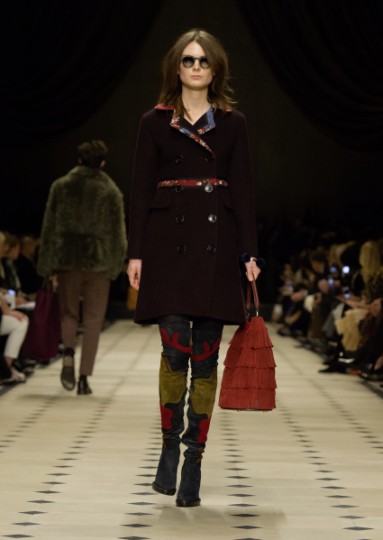 Burberry Womenswear Autumn_Winter 2015 Collection - Look 15