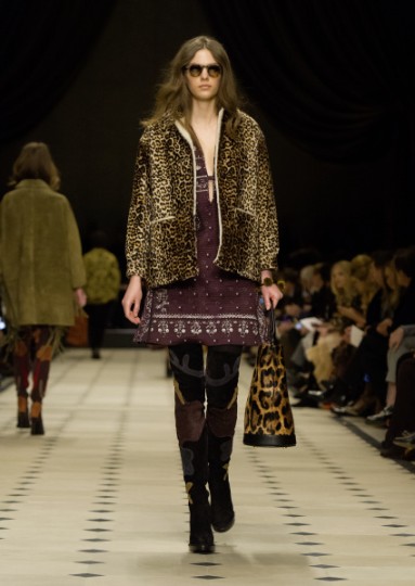 Burberry Womenswear Autumn_Winter 2015 Collection - Look 28