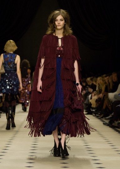 Burberry Womenswear Autumn_Winter 2015 Collection - Look 54
