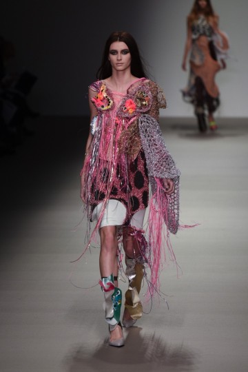 LFW AW 15 -  CENTRAL SAINT MARTINS - KRISZTIAN PINTER - THE UPCOMING-1