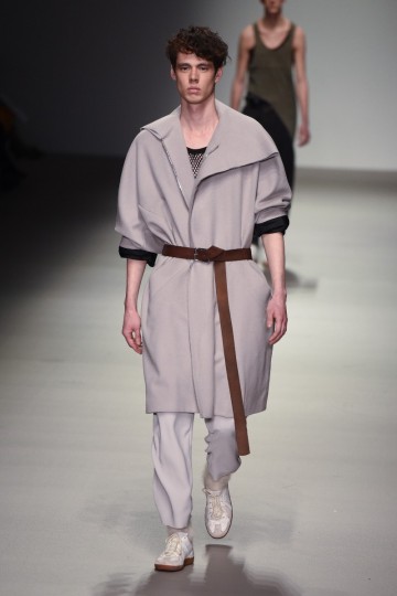 LFW AW 15 -  CENTRAL SAINT MARTINS - KRISZTIAN PINTER - THE UPCOMING-34