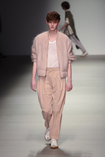 LFW AW 15 -  CENTRAL SAINT MARTINS - KRISZTIAN PINTER - THE UPCOMING-36