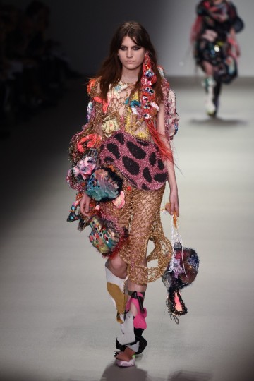 LFW AW 15 -  CENTRAL SAINT MARTINS - KRISZTIAN PINTER - THE UPCOMING-8