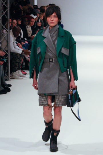 LFW AW 15 - CJ YAO - AMBER BAKER - THE UPCOMING-8