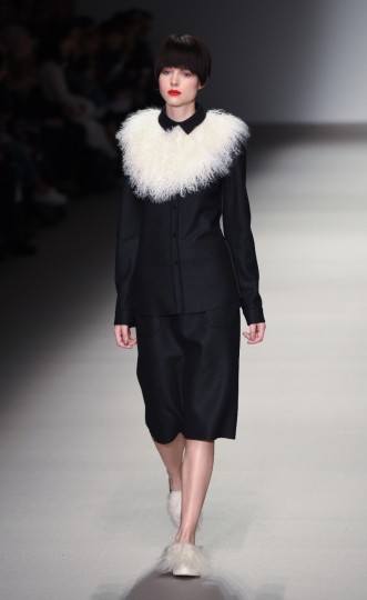 LFW AW 15 - J.JS LEE - KRISZTIAN PINTER - THE UPCOMING-11