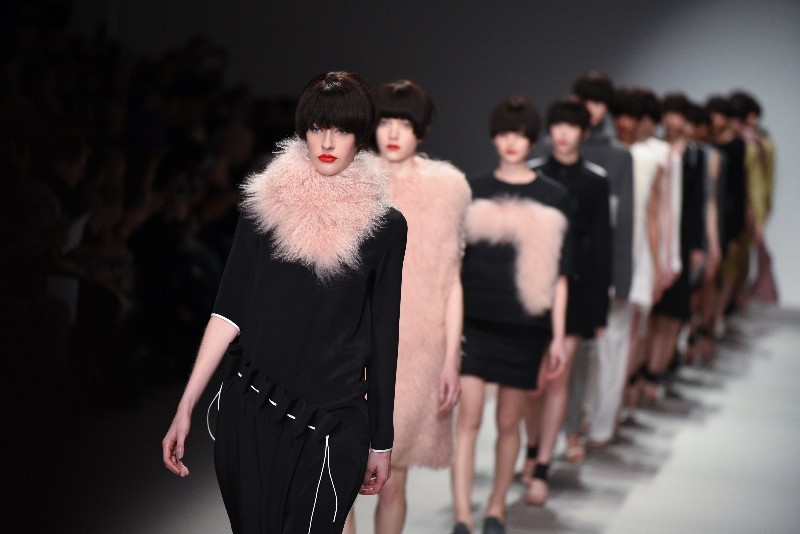 LFW AW 15 - J.JS LEE - KRISZTIAN PINTER - THE UPCOMING-33