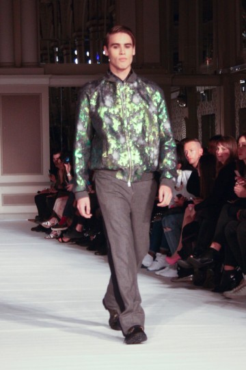LFW AW 15 - ONG OAJ PAIRAM - AMBER BAKER THE UPCOMING-12