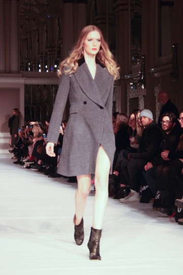 LFW AW 15 - ONG OAJ PAIRAM - AMBER BAKER THE UPCOMING-4