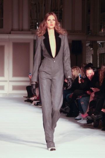 LFW AW 15 - ONG OAJ PAIRAM - AMBER BAKER THE UPCOMING-9