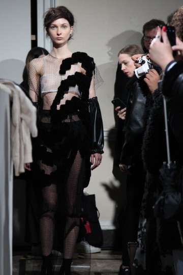 LFW AW 15 - PHOEBE ENGLISH - CHLOE NEUMAN-38