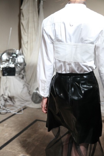 LFW AW 15 - PHOEBE ENGLISH - CHLOE NEUMAN-5