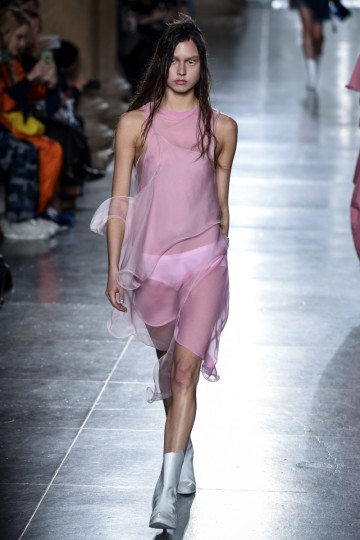 LFW AW 15 - krish-Marques'Almeida - The Upcoming -9