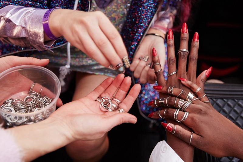 LFW AW15 - Ashish backstage - Ambra Vernuccio - The Upcoming - 6