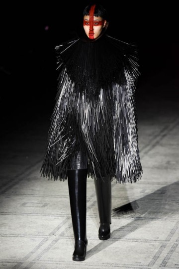 LFW AW15- Gareth Pugh - Krisztian Pinter - -54
