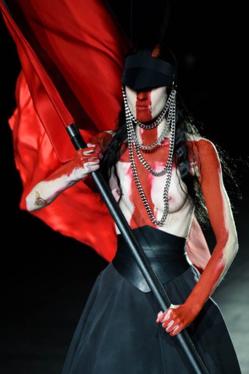 LFW AW15- Gareth Pugh - Krisztian Pinter - -86